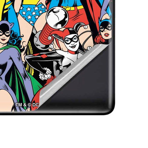 DC Comics Wonder Woman DC Bombshells Characters Pattern Google Pixel 6 Pro Skin